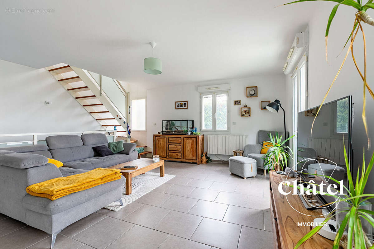 Maison à LAIGNEVILLE