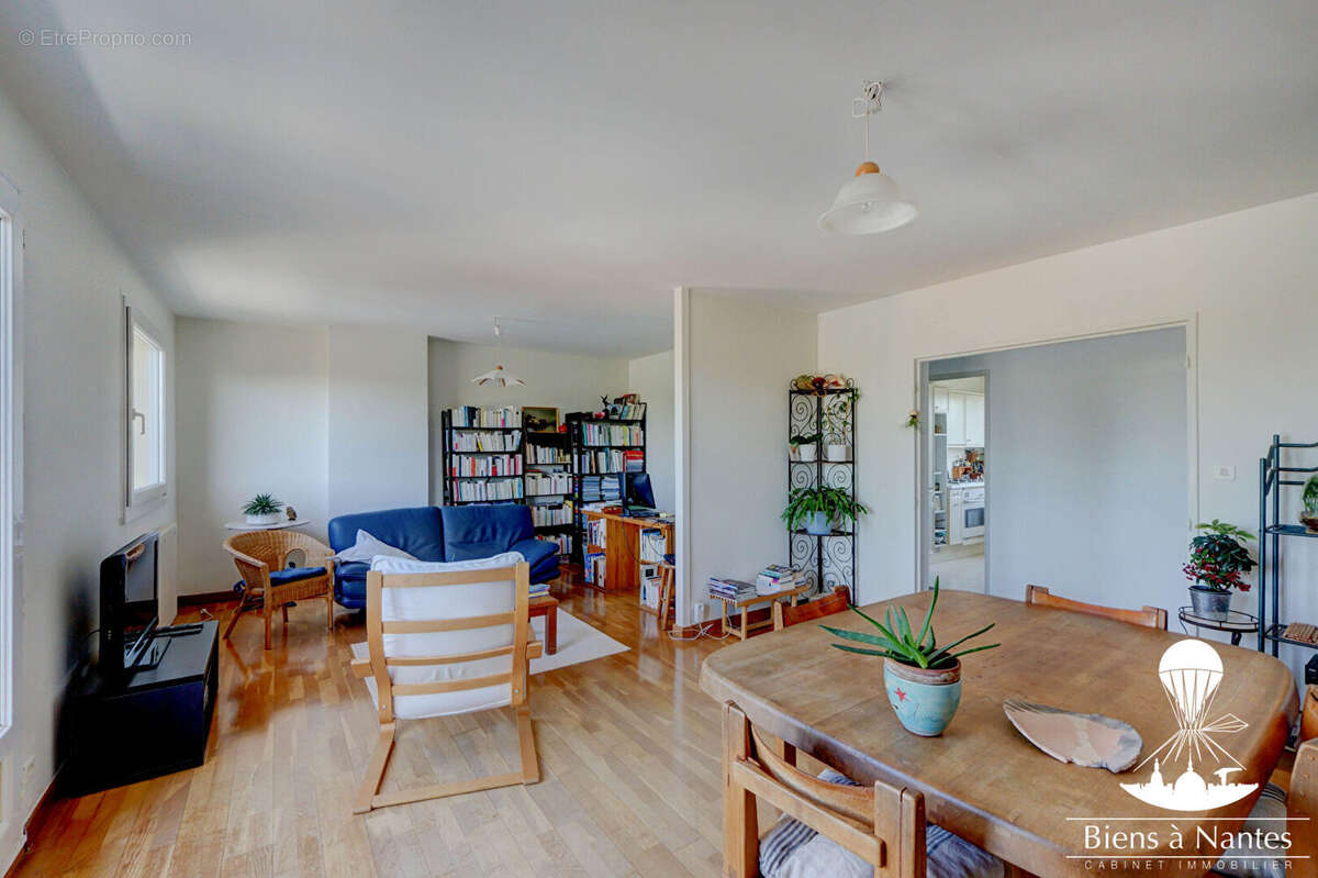 Appartement à NANTES