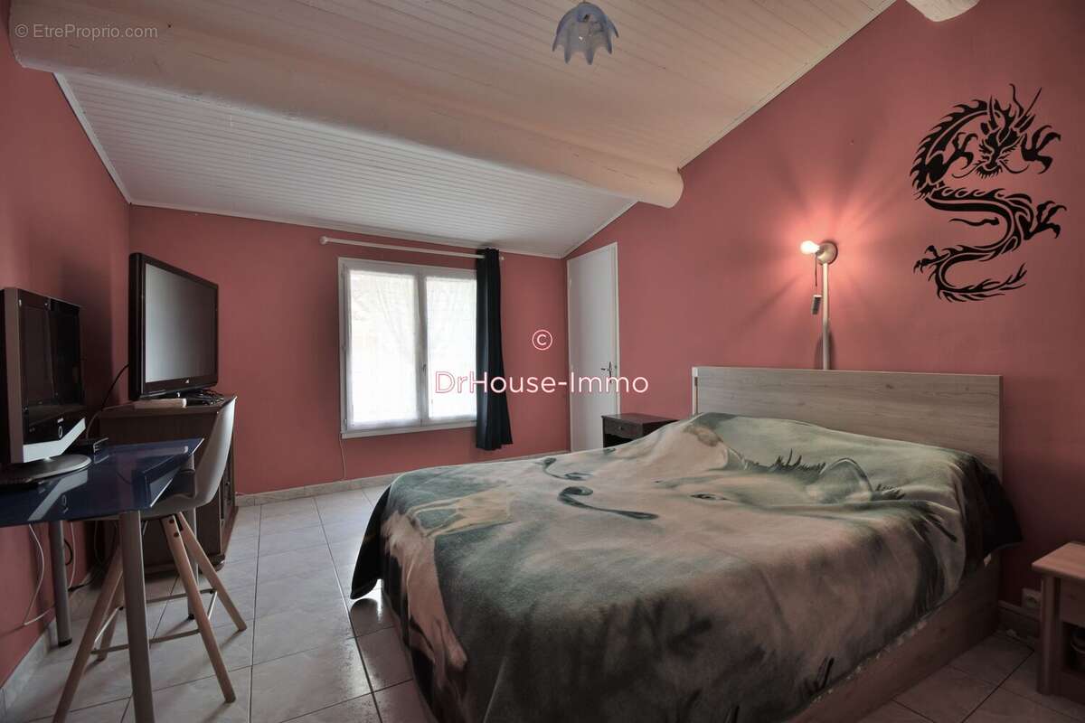 Maison à VILLEVEYRAC