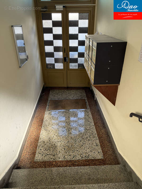 Appartement type 2 Sur Sainte Savine, proche Gare de Troyes. - photo 10