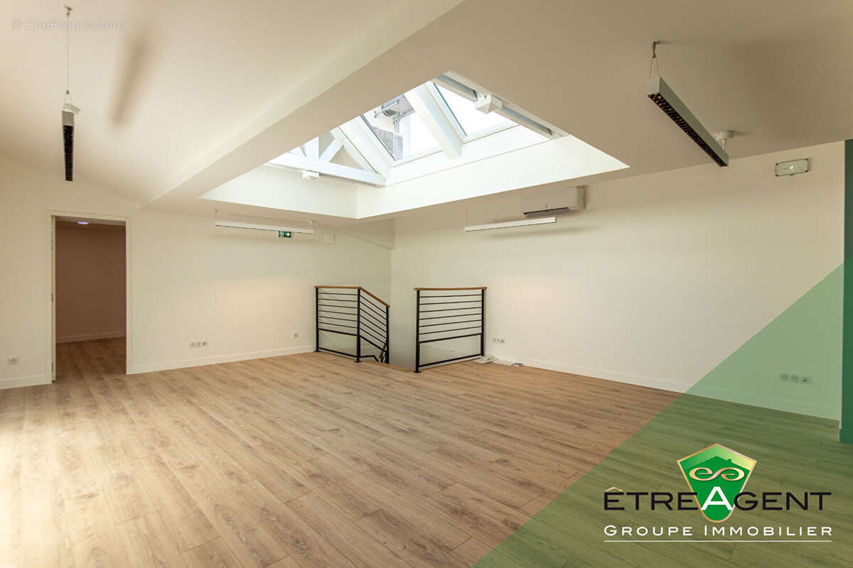 Commerce à MANTES-LA-JOLIE