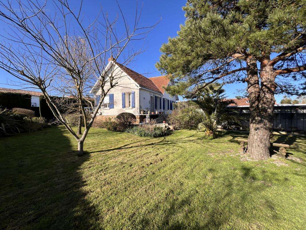 Maison à LONGEVILLE-SUR-MER