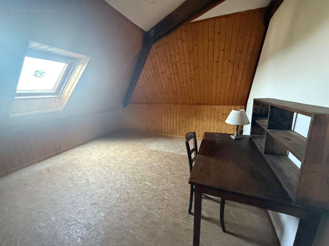 Maison à COMBRESSOL