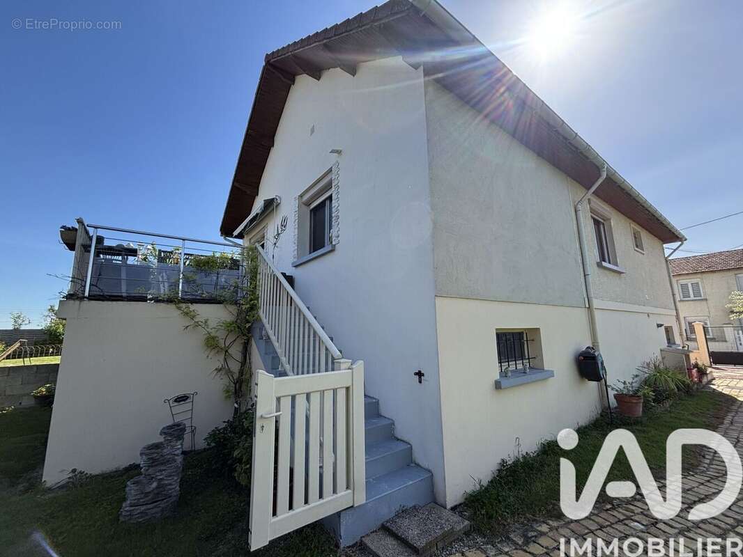 Photo 4 - Maison à ATHIS