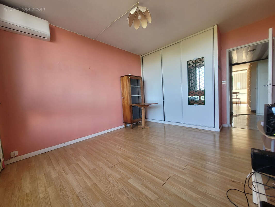 Appartement à LE GOSIER