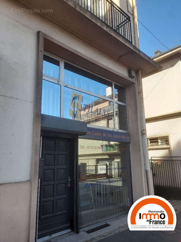 Local commercial Rouen 55 m2 - photo 9