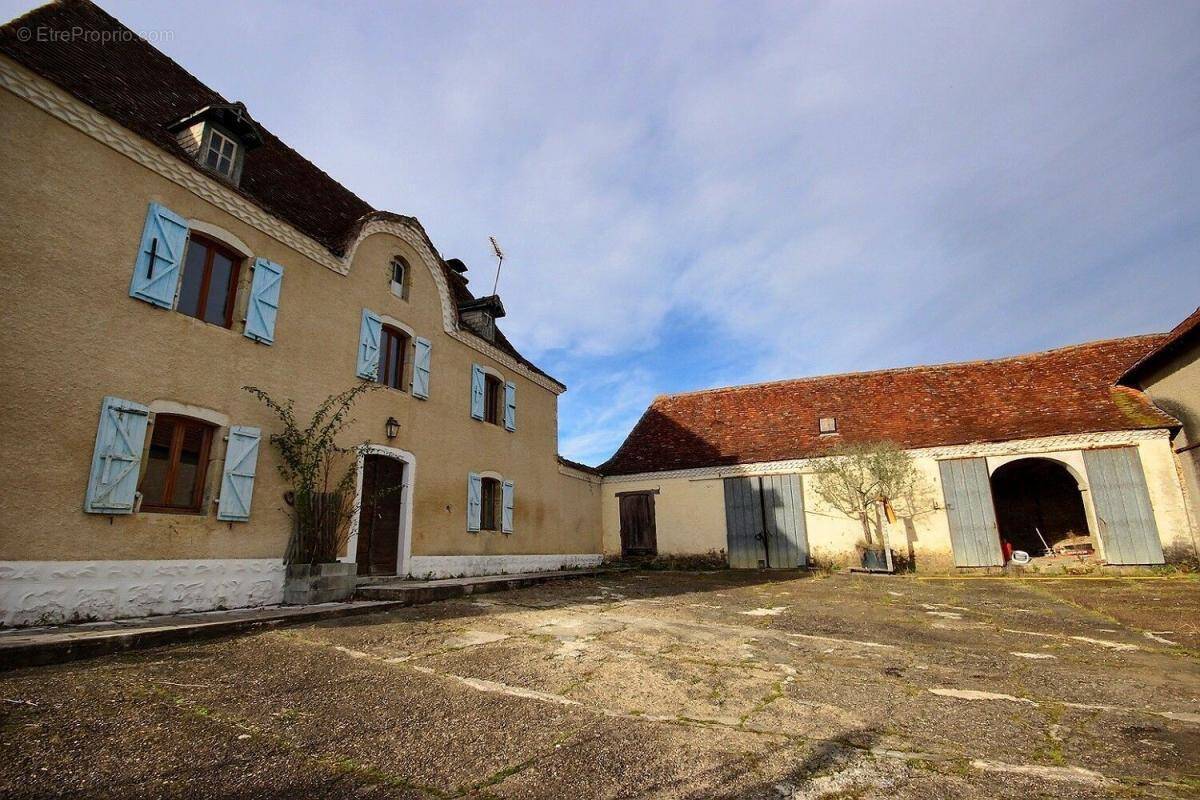 Maison à SAINT-MEDARD