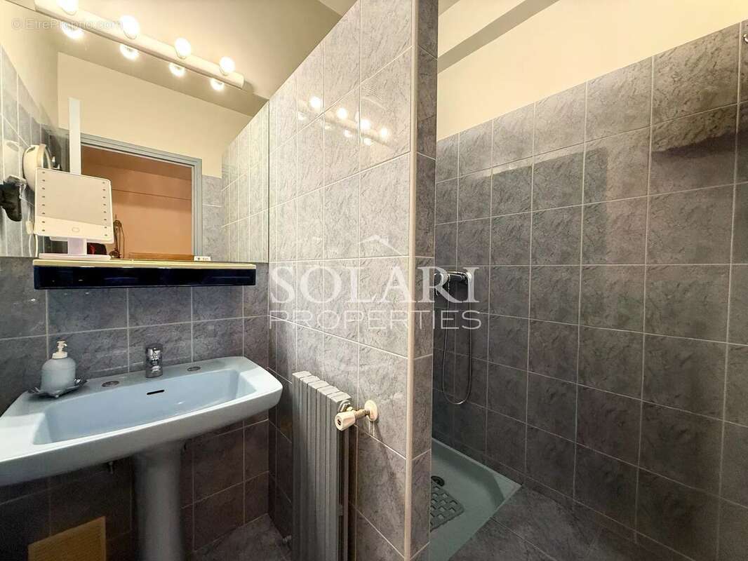 Maison à MANDELIEU-LA-NAPOULE