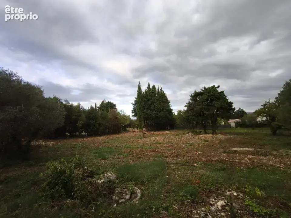 Terrain 545 m² à Malataverne  - photo 4