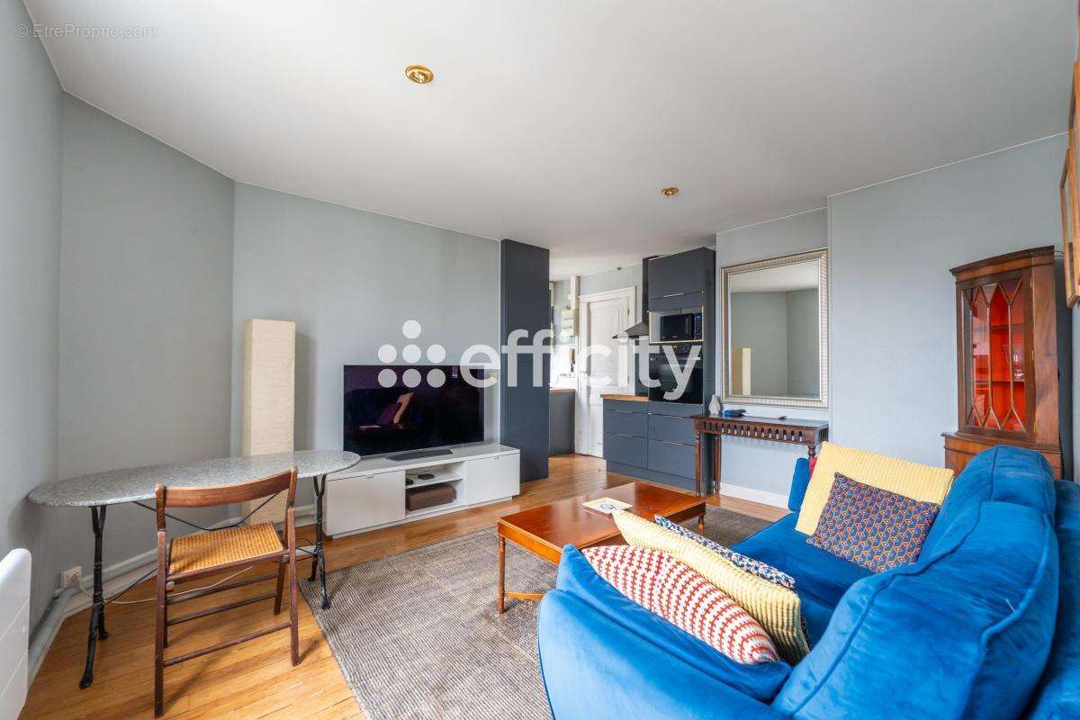 Appartement à VERSAILLES
