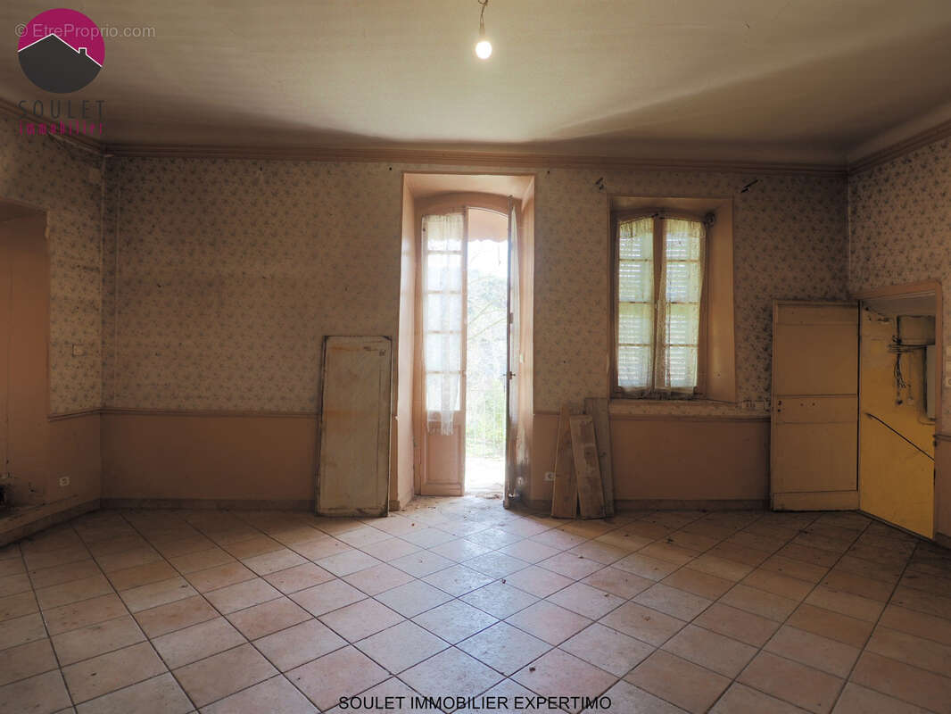 Maison à L'ISLE-SUR-LA-SORGUE