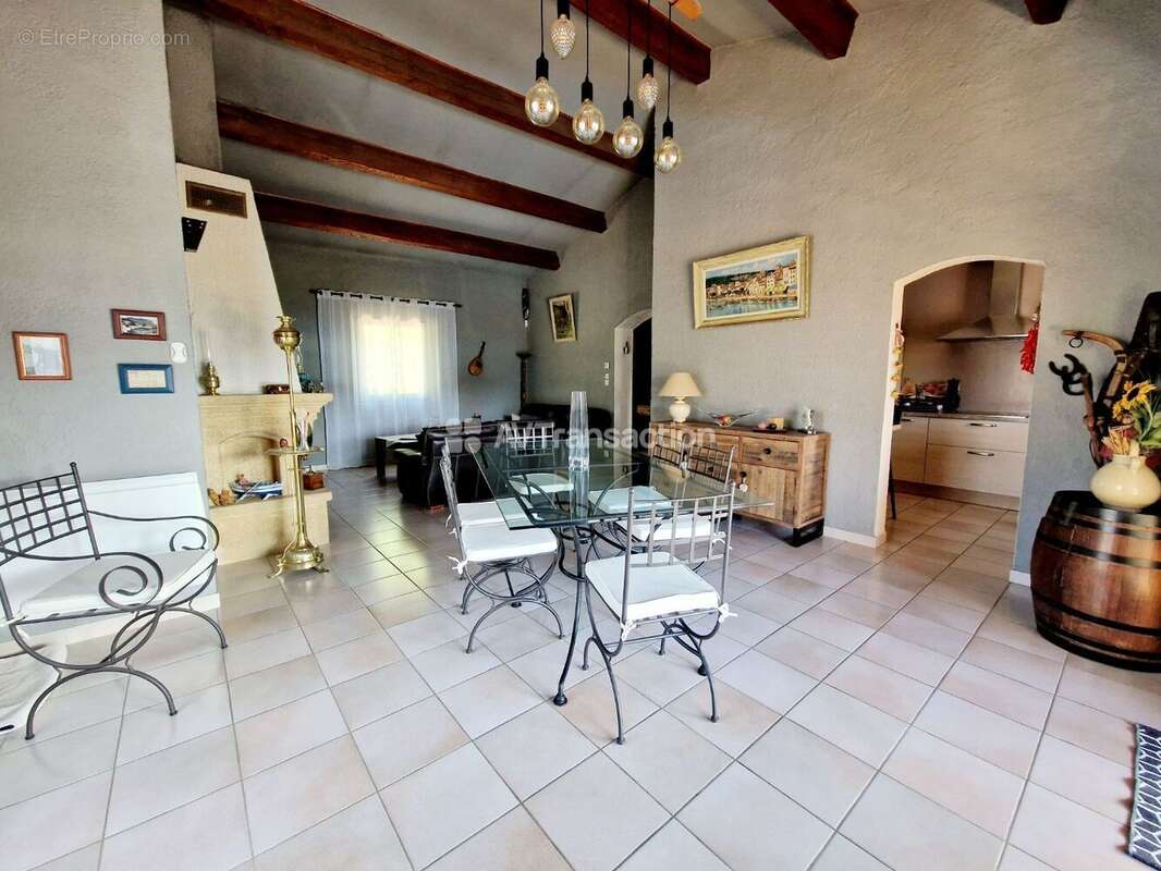 Maison à AURIOL