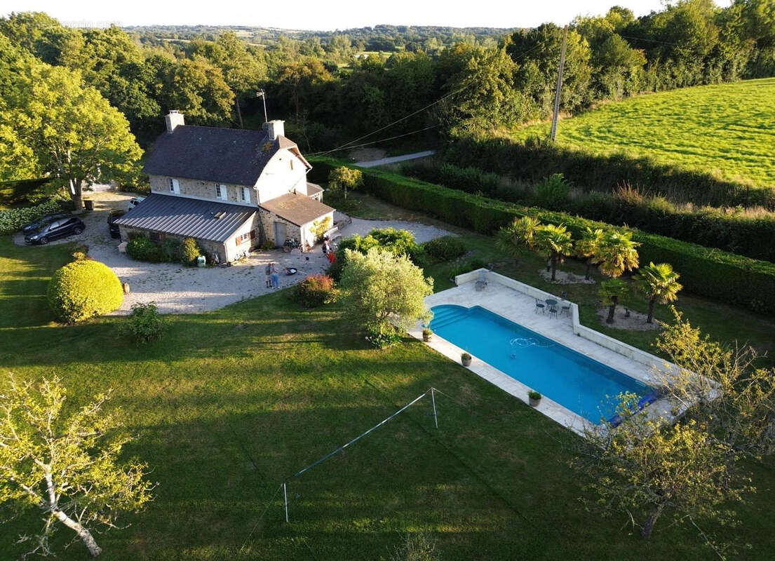 Maison à BRICQUEBEC
