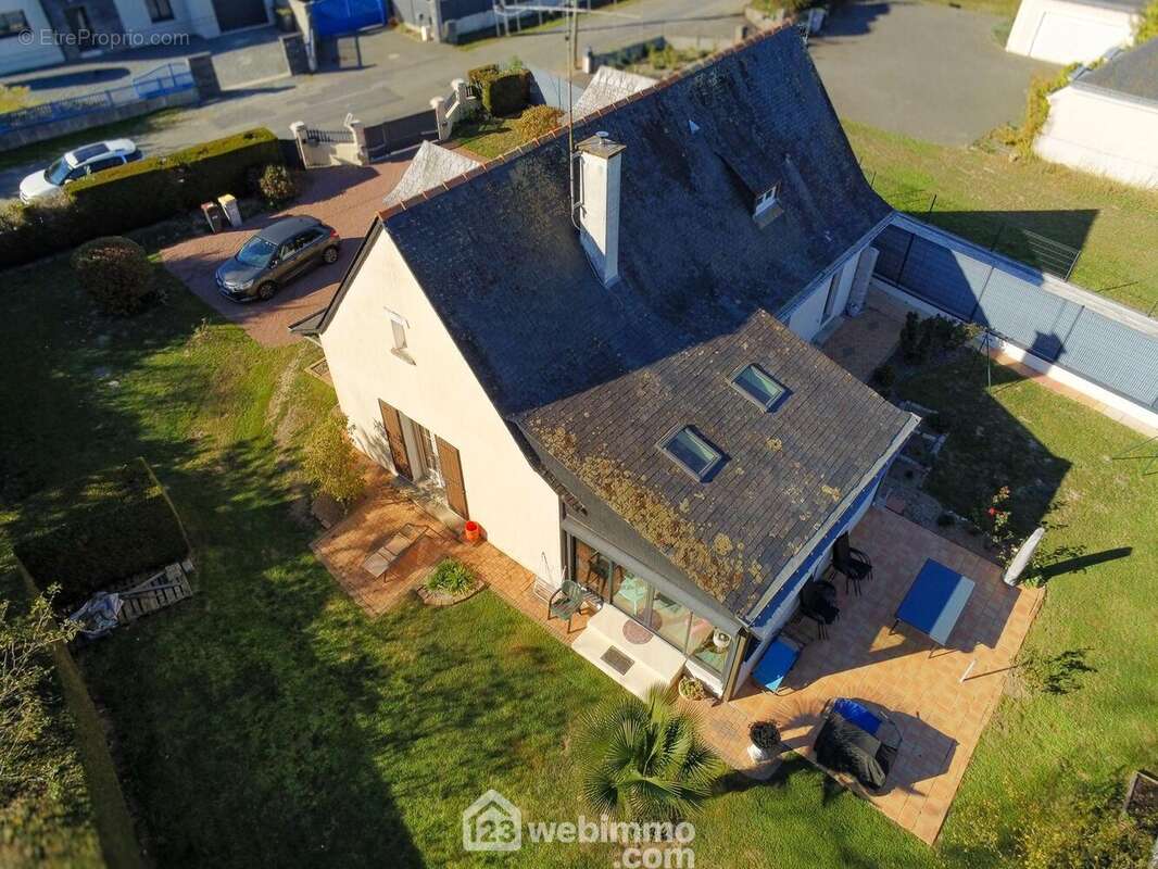 Un emplacement privilégié, à seulement quelques minutes d'Angers. - Maison à JUIGNE-SUR-LOIRE