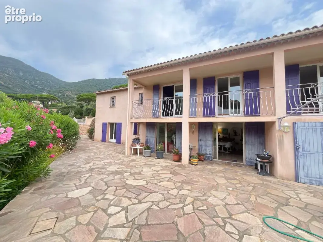 Maison à CAVALAIRE-SUR-MER