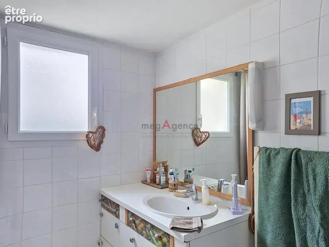 La montagne - maison - 2 chambres - bureau - jardin - garage - stationnement - photo 9