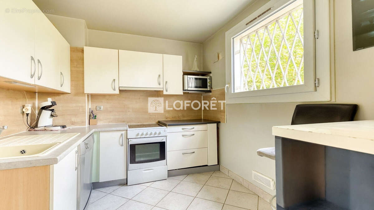 Appartement à OZOIR-LA-FERRIERE