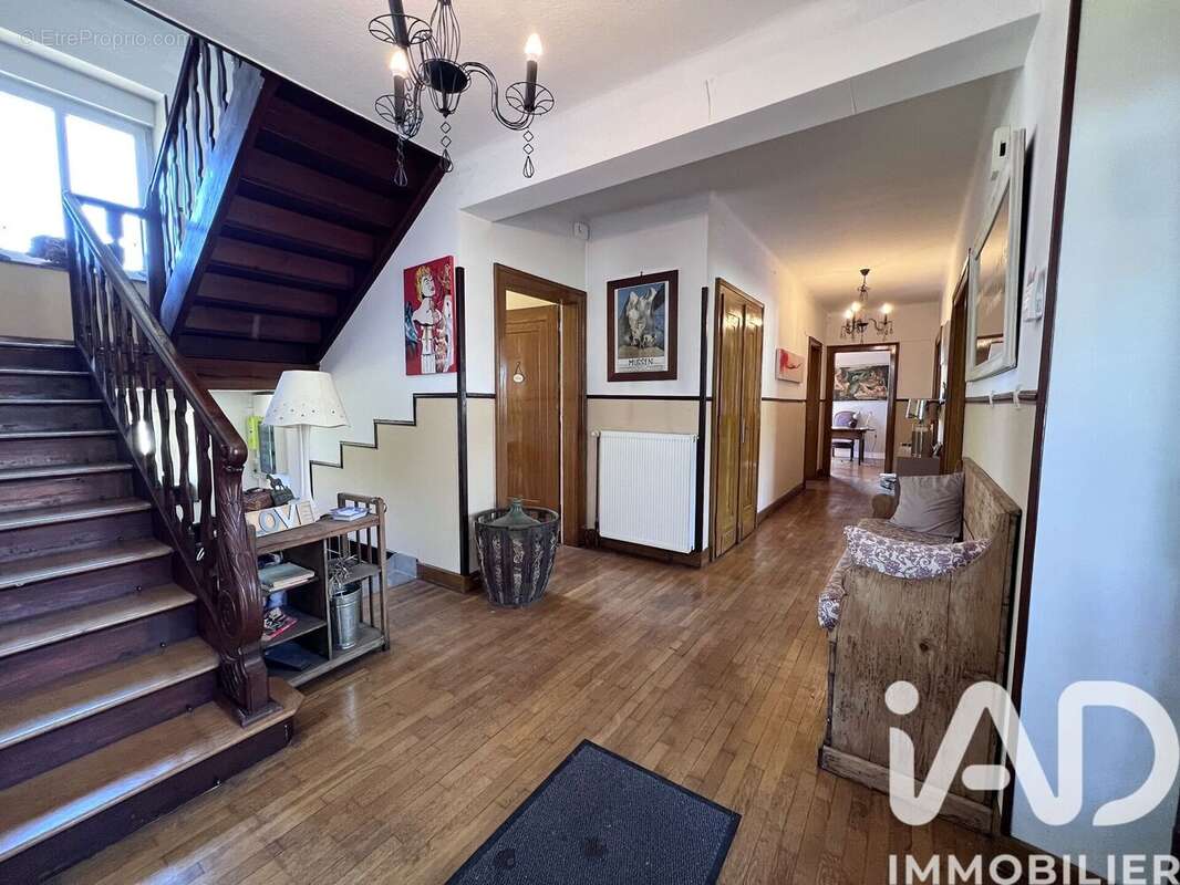 Maison 265 m² à Fenetrange  - photo 2