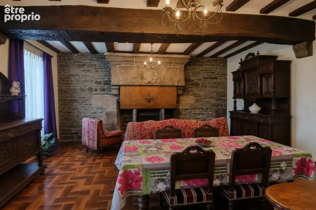 Maison de caractère 182 m2 en vente à Pleyber-Christ - photo 2