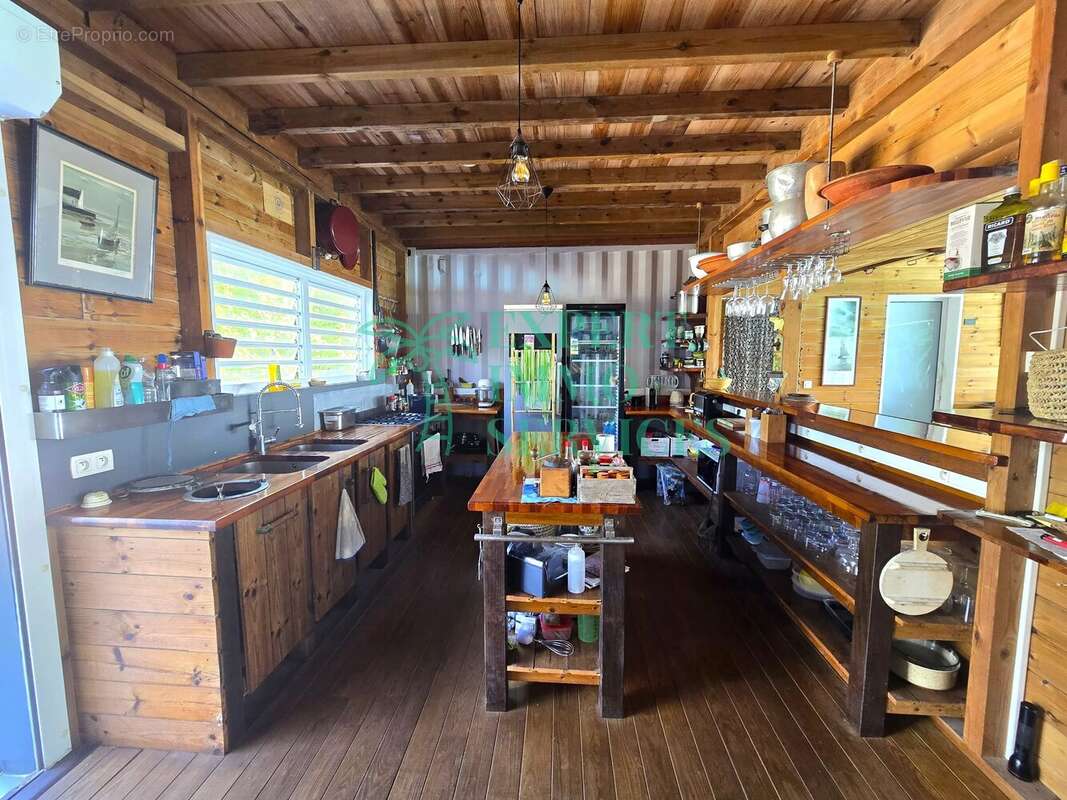 Maison à CAPESTERRE-DE-MARIE-GALANTE