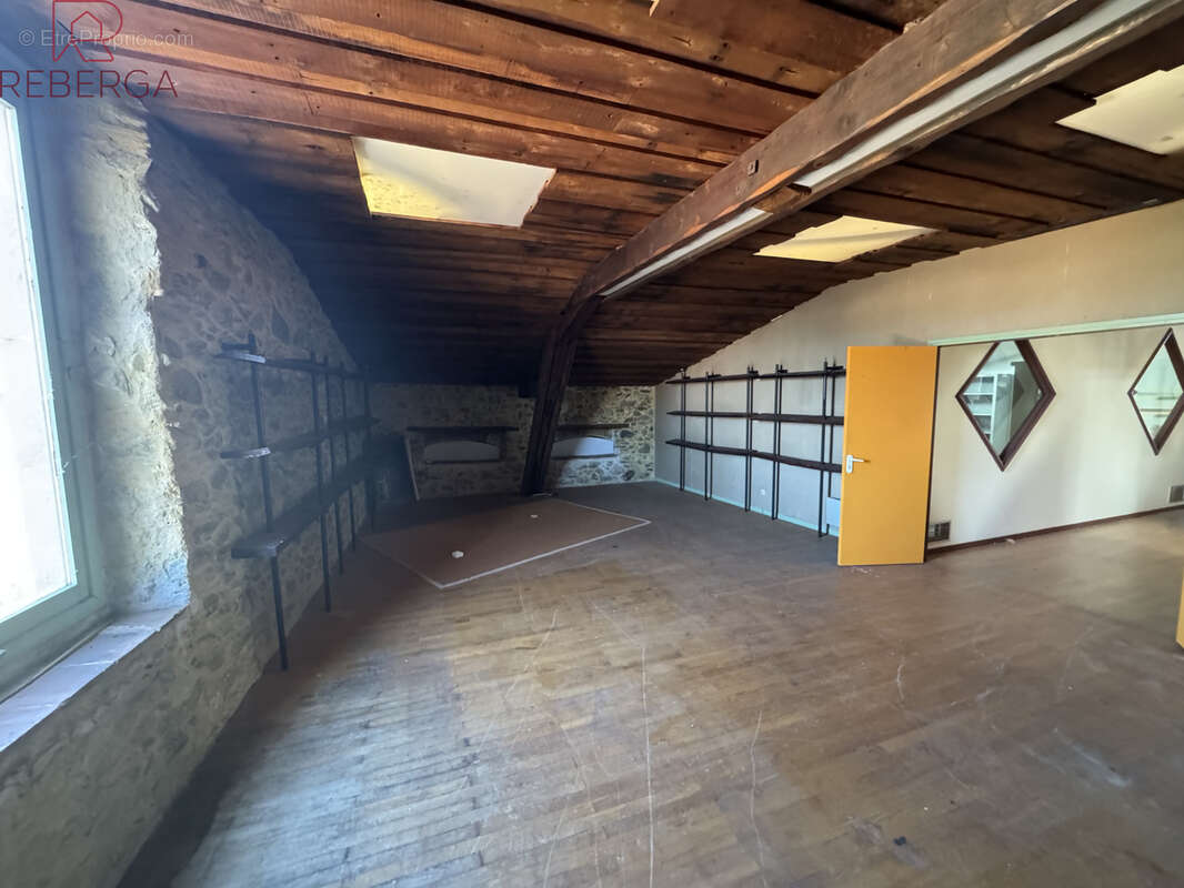 2200 m² à Mazamet  - photo 9