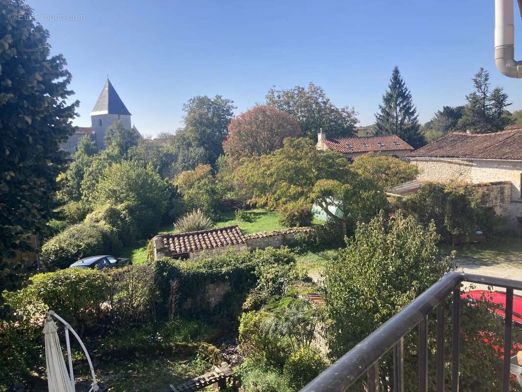 Maison à MAINE-DE-BOIXE