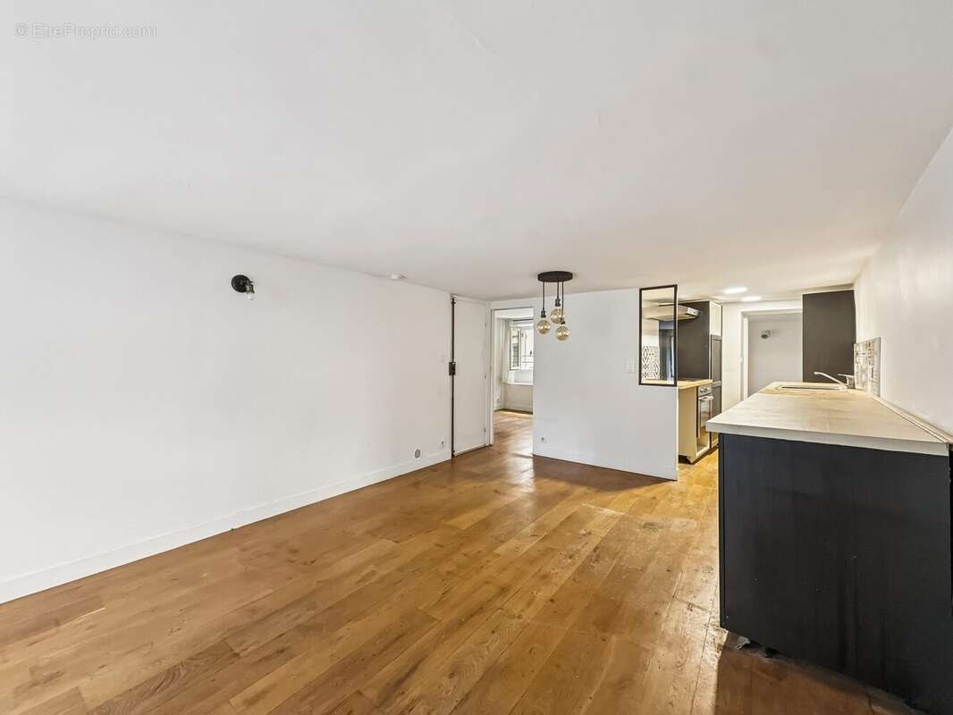 Appartement à PARIS-9E