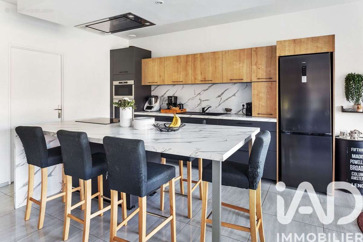 Photo 3 - Maison à HERIC