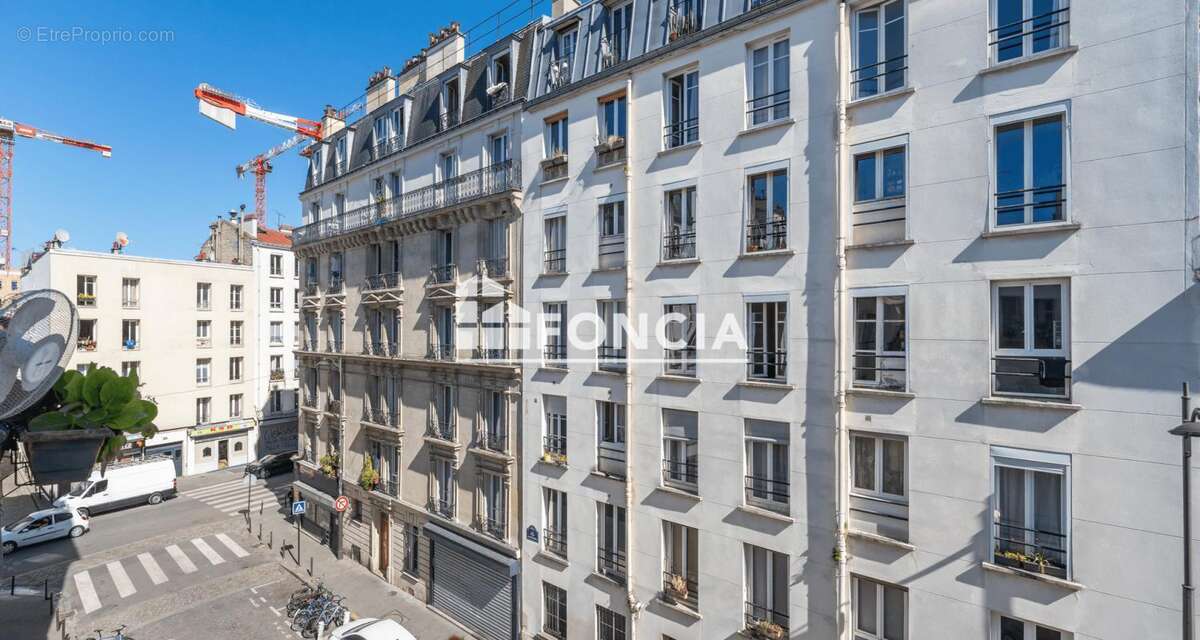 Appartement à PARIS-18E