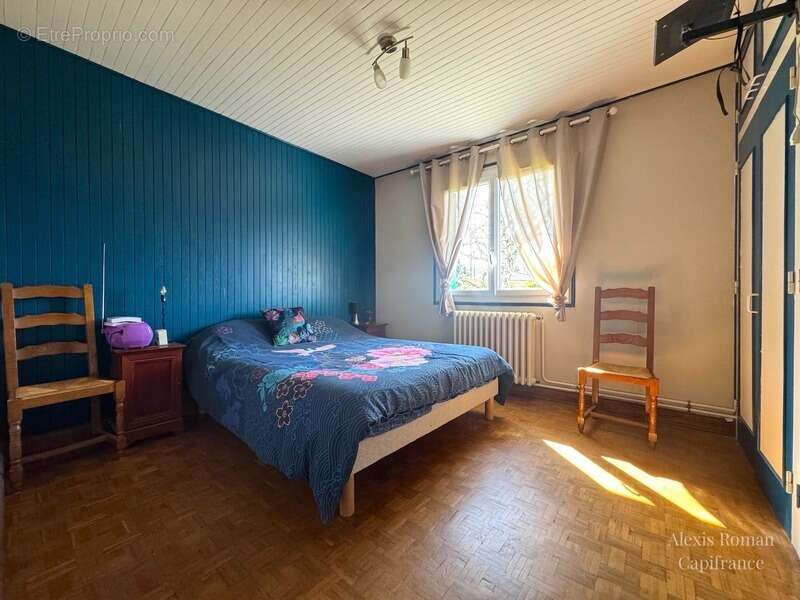 Maison à MONTPON-MENESTEROL