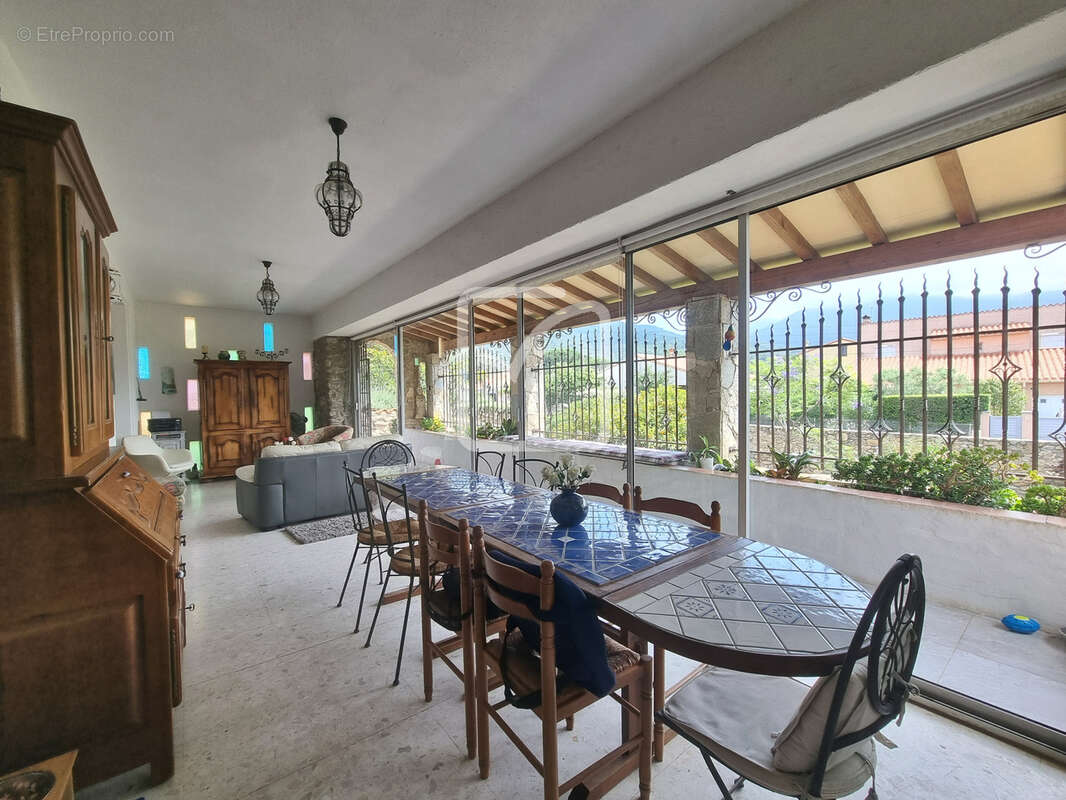 Superbe propriété de caractère au coeur de Sorède, vue sur les Albères! - photo 25