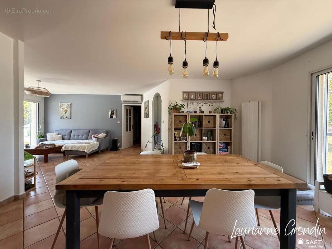 Maison 100 m² à Saint-Pierre-De-L'ile  - photo 3