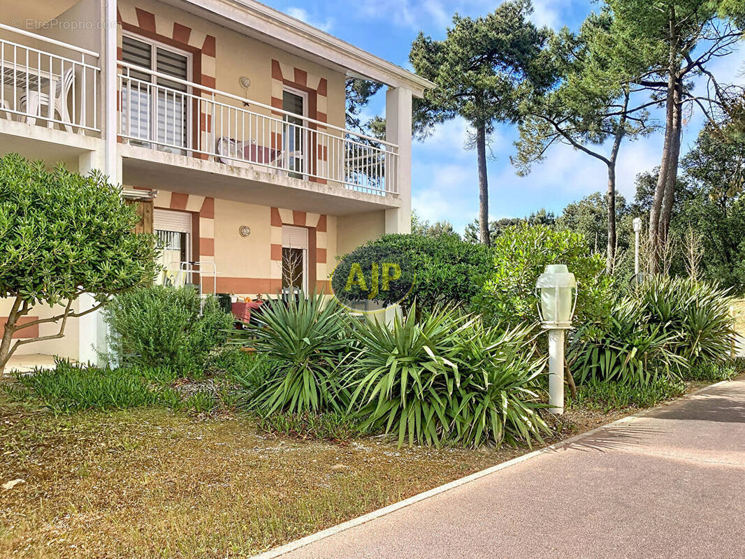 Appartement à LE VERDON-SUR-MER