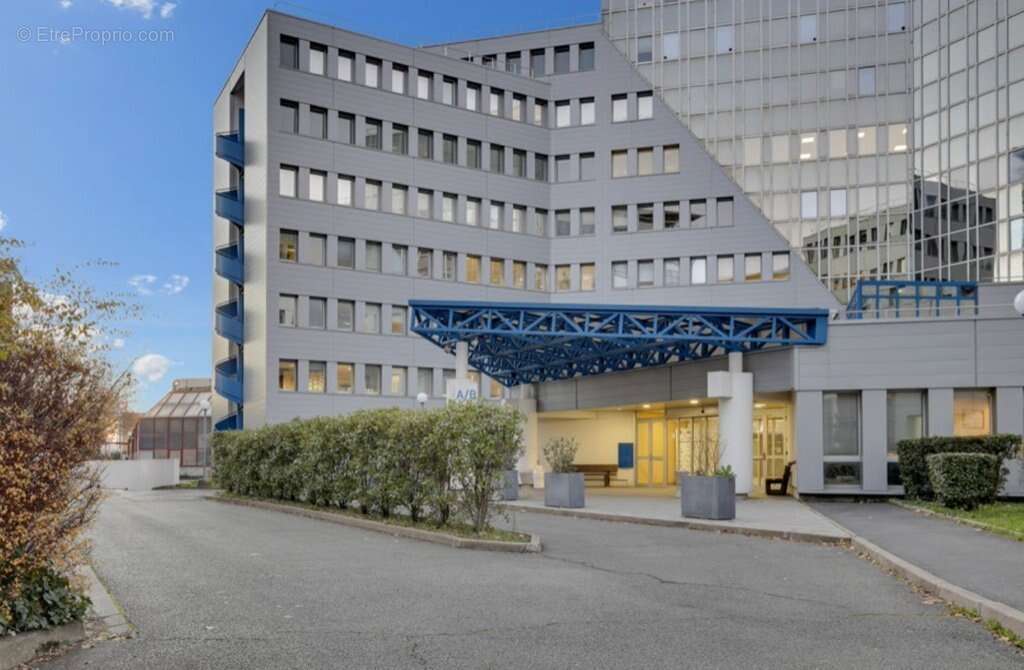 Commerce à COLOMBES