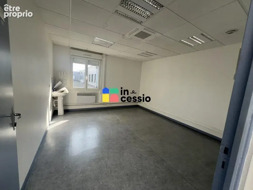 À VENDRE – Plateau de bureaux lumineux – 406 m² env. – Z - photo 12
