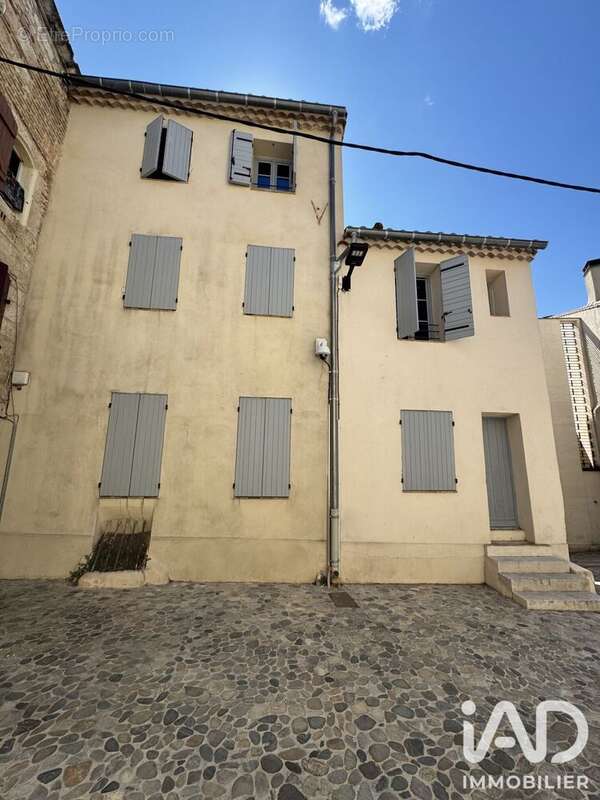 Appartement 63 m² à Saint-Gilles  - photo 2