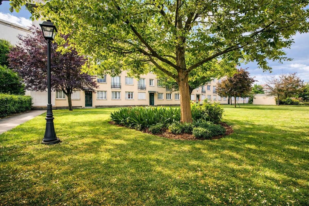Appartement à MAISONS-ALFORT