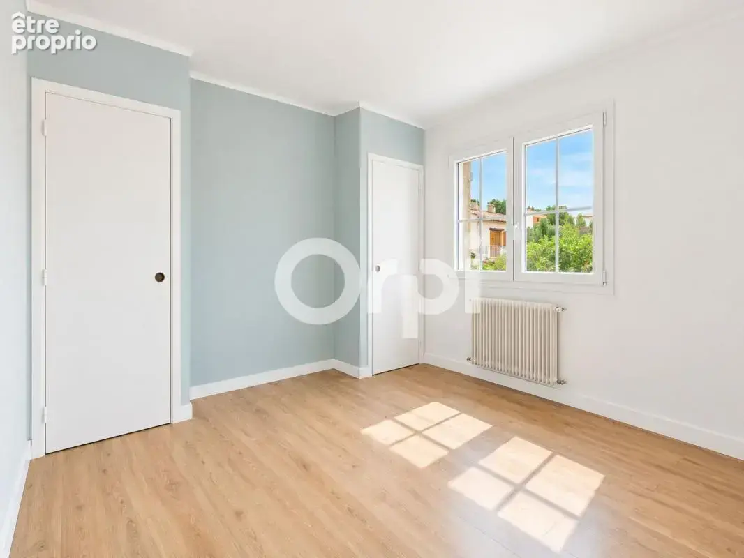 Terrasse de 35 m2-vue dégagée-proche commodités-lumineux - photo 8