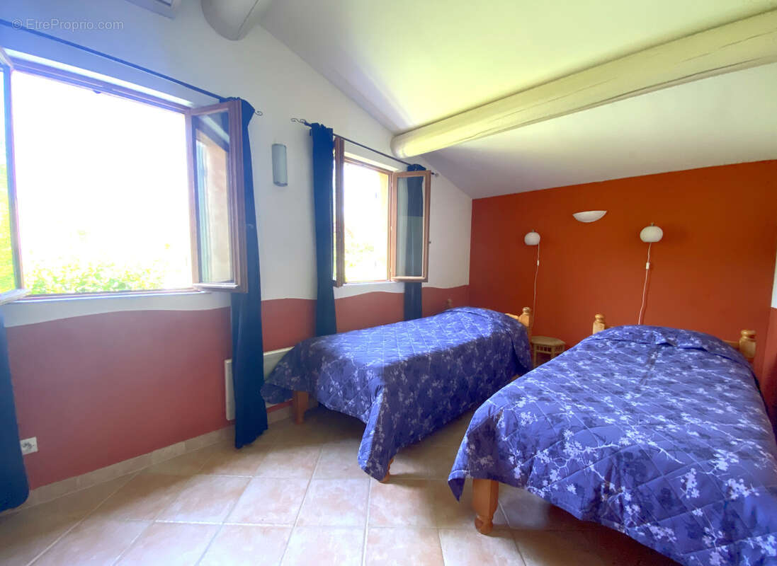 Maison à VAISON-LA-ROMAINE