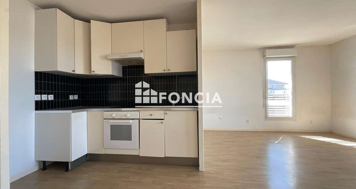 Appartement à CORBEIL-ESSONNES