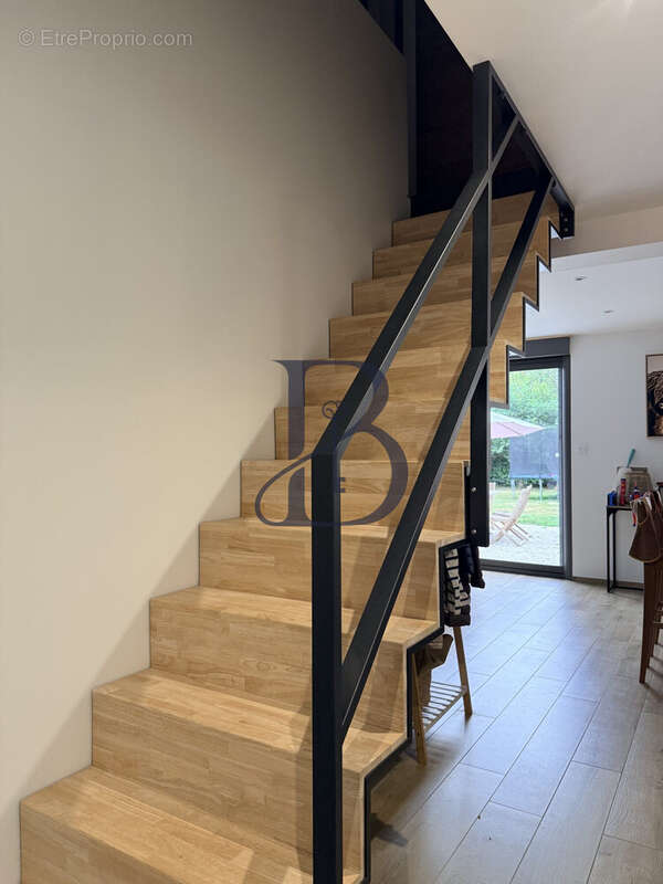Maison 166 m² à Saint-Jean-Des-Champs  - photo 5