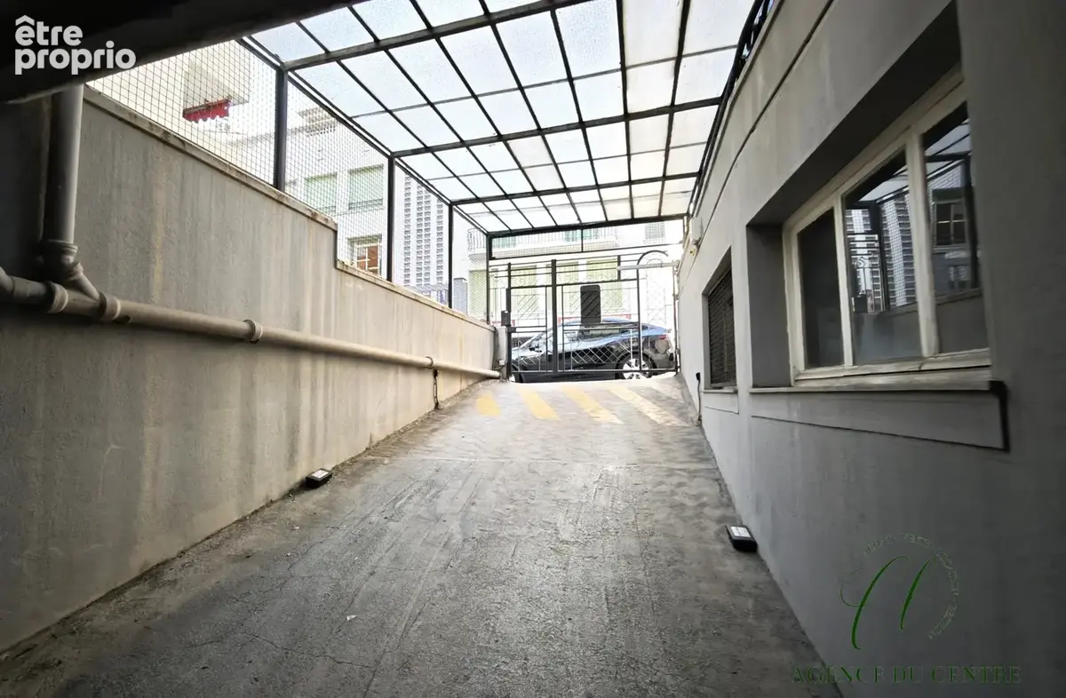 Photo Parking à Nice au prix de 116 000€