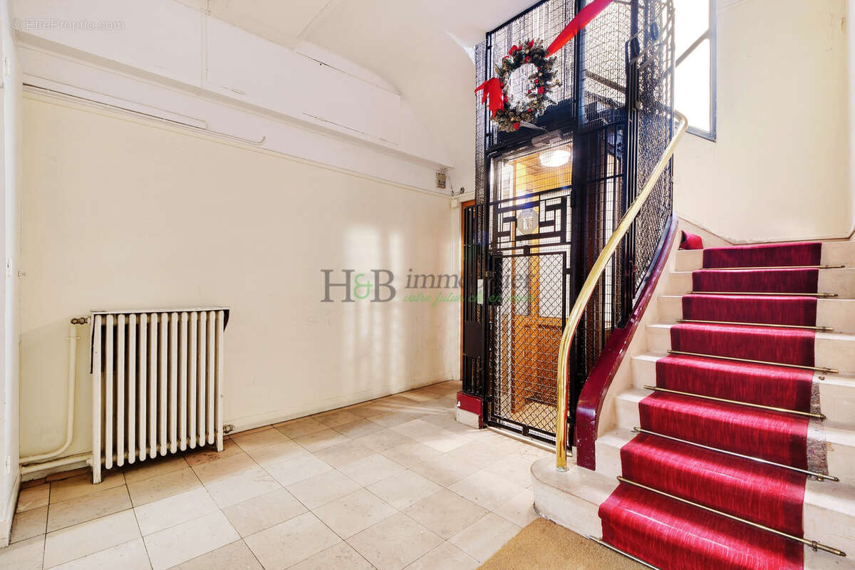 Appartement à PARIS-10E