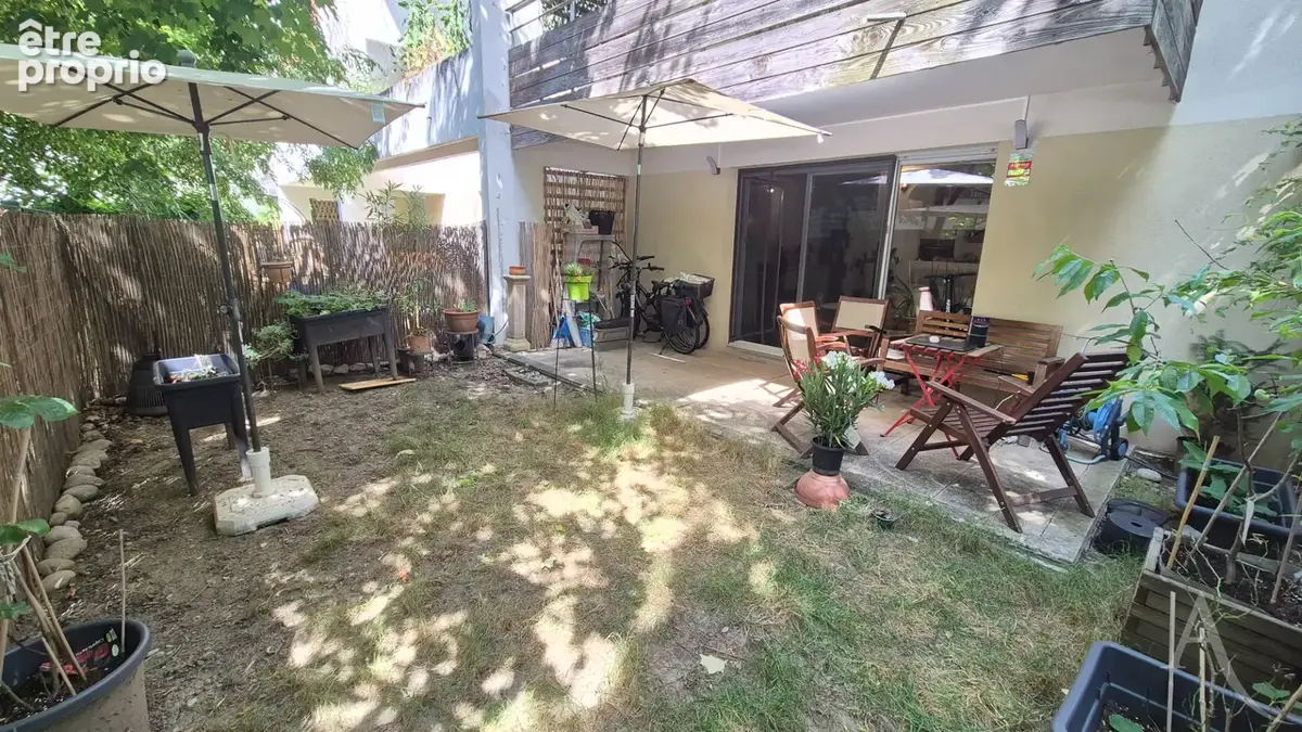 Appartement à MEYLAN