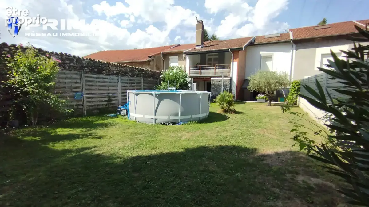 Photo Maison à Jarrie au prix de 379 000€