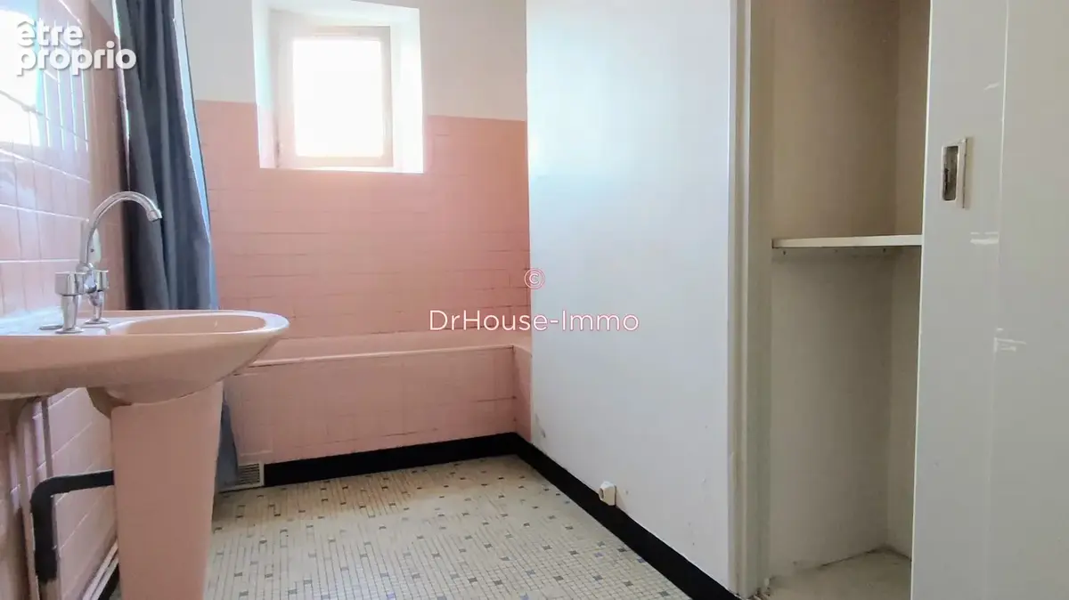 Maison 6 pièces 140 m² à vendre à Bussiere-Poitevine (87320) - photo 10