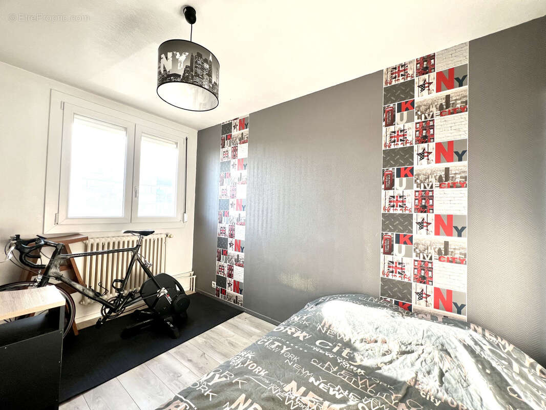 Appartement à CHENOVE