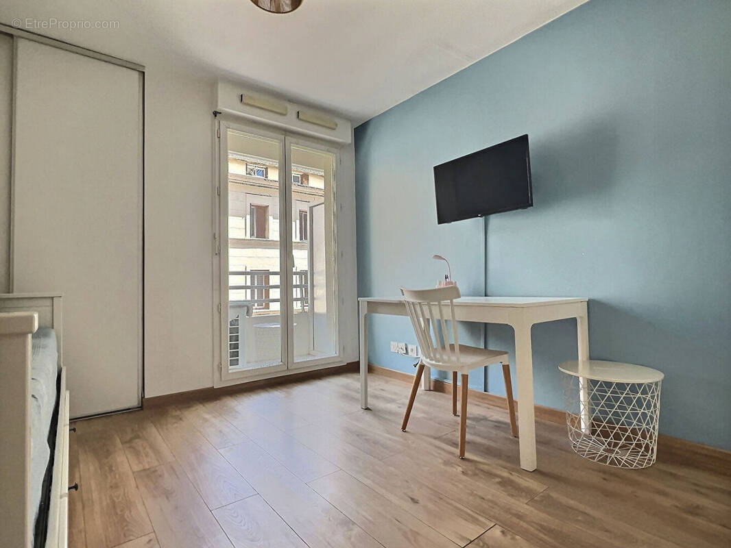 Appartement à MARSEILLE-6E