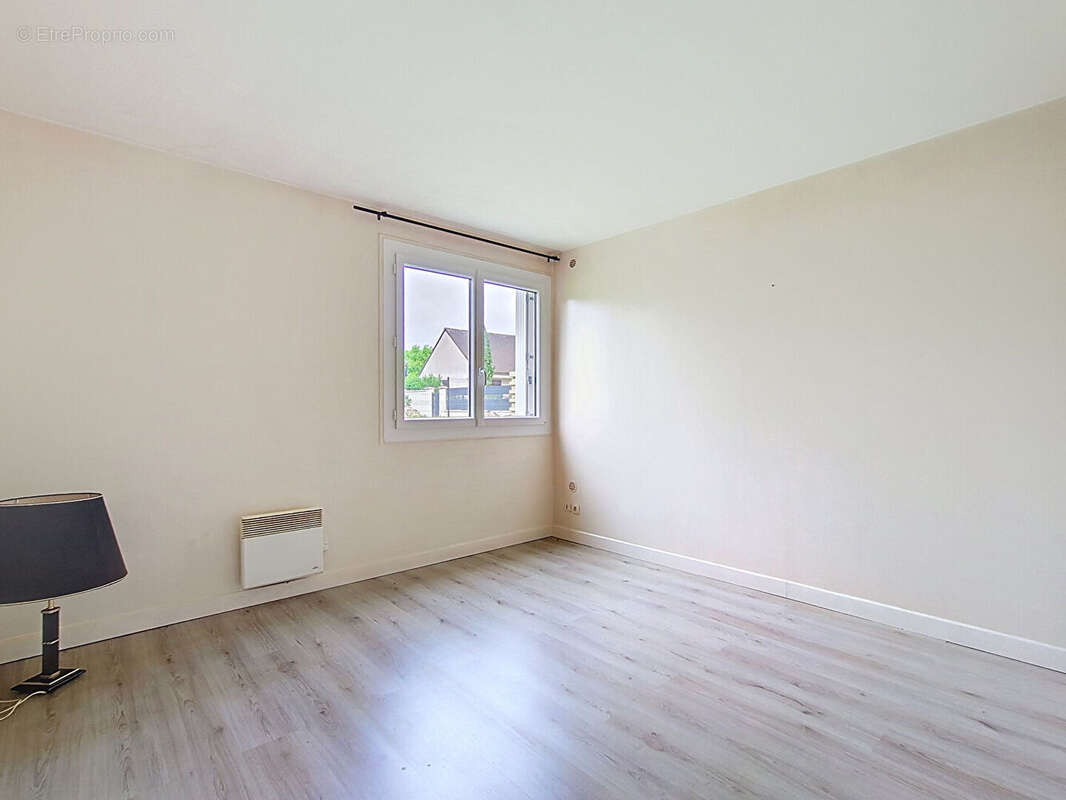 Appartement à MARGENCY