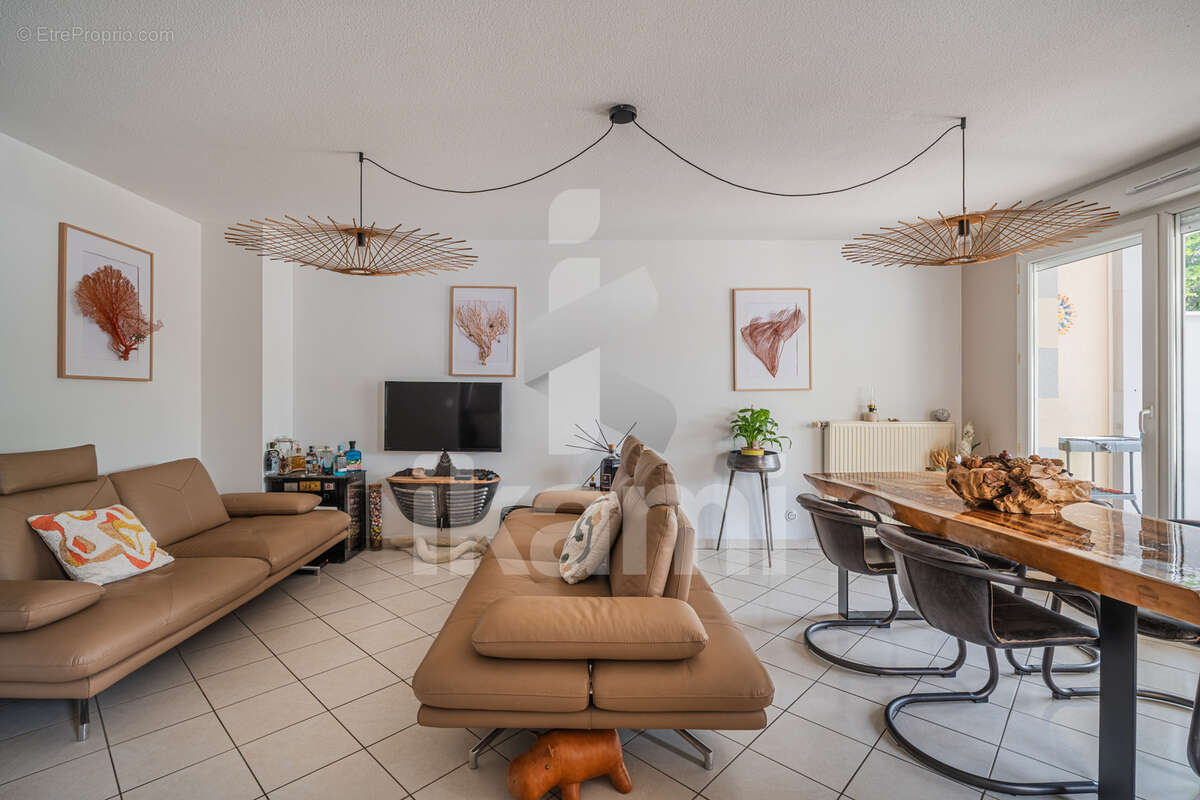 Appartement T4 rez-de-jardin VOIRON - photo 3
